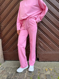 Frederikke Pants, Lyserød